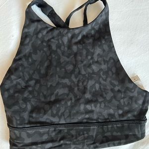 Lululemon size 4 sports bra
